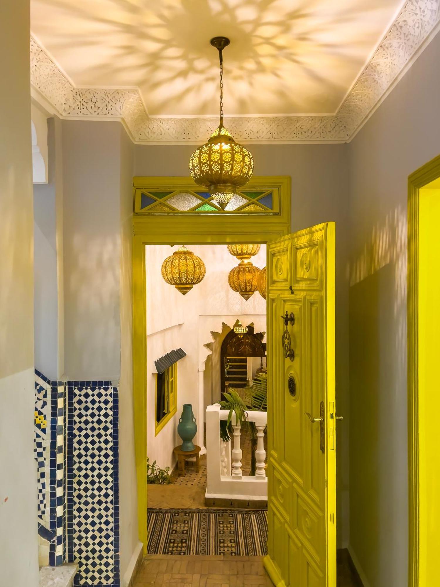 Riad Tanja By Chef Moha Tanger Exteriör bild